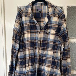 Patagonia Men's Long-Sleeved Cotton Flannel
